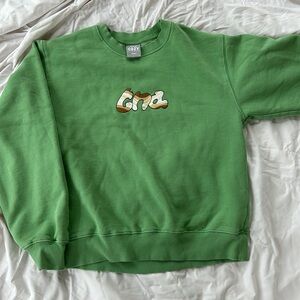 🥝Aritzia TNA Crew Neck